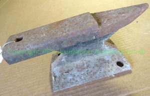 lot 231 image: Bench mount Anvil