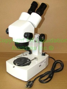 lot 51 image: jewelers gem microscope