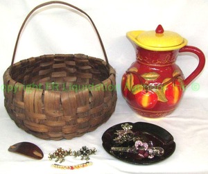 lot 52 image: Home decor and fashion jewelry