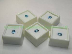 lot 323 image: (5) Blue Zircon gemstones. Varying sizes.