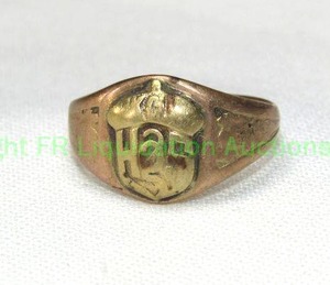 lot 139 image: 10K yellow gold Victorian era signet ring. Marked BB&CO 10K Size 6, HEAVY