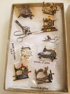 lot 35 image: Sewing machine collectible pin backs