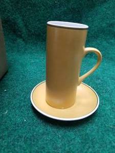 lot 88 image: Coffee cups