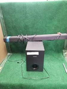 lot 90 image: Philips sound bar