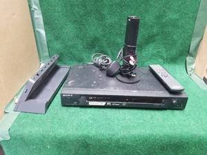 lot 121 image: Sony DVD player and more