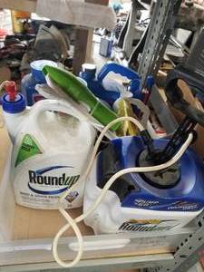 lot 165 image: Yard chemicals