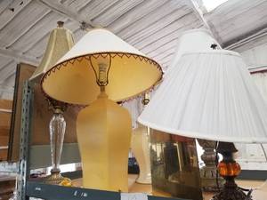 lot 170 image: Lamps
