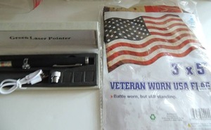 lot 49 image: 8 mile laser pointer rechargeable plus USA flag
