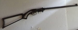 lot 100 image: 22 RIFLE SINGLE SHOT - OPEN METAL STOCK  B15063