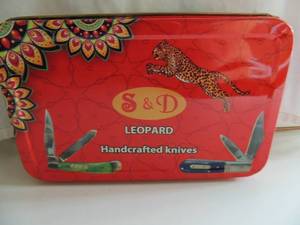 lot 22 image: S&D cutlery leopard handcrafted knives bone handle in tin NIB