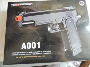 lot 46 image: Air soft pellet pistol with laser pointer A0019 NIB