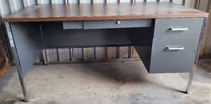 lot 180 image: OFFICE DESK WITH 3 ASSORTED SIZE DRAWERS AS SHOWN.