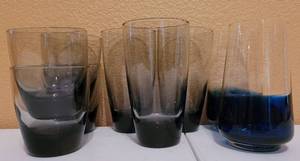 lot 31 image: VINTAGE 60S ERA GRADUATED OMBRE GLASSES - SET6 AND SET3 TUMBERS AND HI BALLS