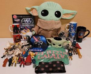 lot 69 image: STAR WARS COLLECTIBLES.INCLUDES FIGURES, YODA PLUSH AND MUG, HAT, TEE SHIRT AND TIE PLUS (SEE NOTES)