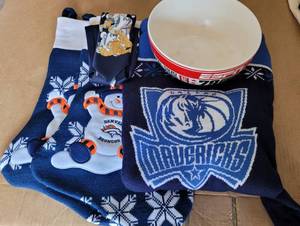 lot 163 image: SPORTS COLLECTIBLES MAVERICKS HOLIDAY SWEATER XL, ESPN BRANDED GAME DAY BOWL, DENVER BRONCOS STOCKINGS, PLUS