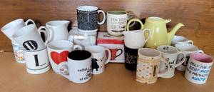 lot 165 image: NOVELTY COFFEE MUG SELECTION. INCLUDES MARTHA STEWART BOXED ICE CREAM SET, BASKETBALL MUG PLUS