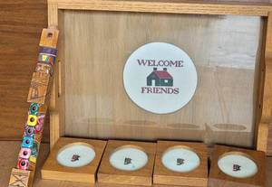 lot 186 image: WELCOME FRIENDS OAK AND GLASS TOP TRAY AND COASTER SET, TARKA 6-HOLE BOLIVIAN FLUTE