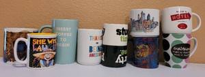 lot 235 image: NOVELTY COFFEE MUGS INCLUDES MARY ENGELBREIT MUG,