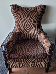 lot 1 image: UTTERMOST ACCENT CUSHIONED CHAIR IN STYLE, COLOR, AND CONDITION SHOWN. APPROX. 31 W x 32 D x 43 H. MATCHES LOT #15