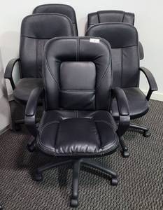 lot 26 image: (5) OFFICE CHAIRS IN STYLES, COLOR, AND CONDITION SHOWN. (SOLD 5X THE MONEY)