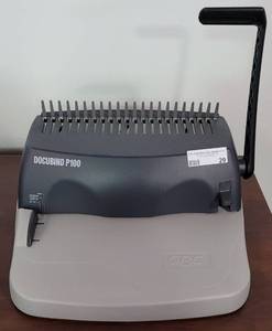 lot 29 image: GBC DOCUBIND P100 BINDING MACHINE AS SHOWN.