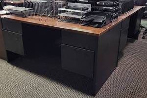 lot 40 image: (3) OFFICE DESKS WITH DRAWERS IN STYLE AND COLOR SHOWN. ALL UNITS ARE IN SOLID OVERALL CONDITION. EACH APPROX. 60 L x 30 W x 29 H. (SOLD 3X THE MONEY) OTHER ITEMS NOT INCLUDED