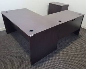 lot 106 image: (1) 2-SECTION OFFICE DESK WITH DRAWERS AND (1) LATERAL FILING CABINET AS SHOWN. BOTH UNITS ARE IN SOLID OVERALL CONDITION. FILING CABINET APPROX. 28 12 W x 19 12 D x 30 12 H.  (SOLD 2X THE MONEY)