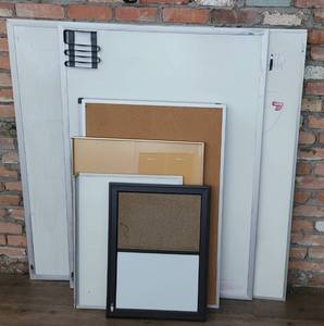 lot 113 image: DRY ERASE BOARDS AND BULLETIN BOARDS IN VARIOUS SIZES AND STYLES AS SHOWN.