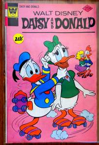 lot 208 image: VINTAGE Daisy and Donald #17 VG 1976 Whitman Comics