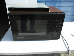 lot 30 image: Panasonic Dimension-4,  Microwave  Convection Oven
