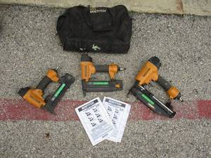 lot 32 image: 3-Bostitch Pneumatic Fishing Tools, 1-Model SB-150SX, 1-SB1850-BN, And 1-SB1664FN, All In Caring Bag.