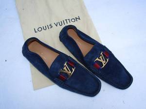 lot 75 image: Louis Vuitton-Paris blue suede moccasins with original Louis Vuitton-Paris cloth storage bag