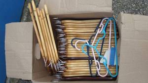 lot 119 image: Wood and plastic clothing hangers