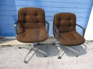 lot 35 image: 2-Steelcase Cloth  Seat And Back Arm Chairs On Casters.