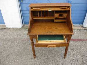 lot 18 image: Small Roll Top Desk,  With 2-Upper Drawers And 1- Center Drawer, About 32 x 34 x 35-H
