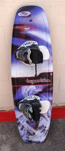 lot 1 image: HYPERLITE FLUID 137 WAAKEBOARD WITH E2 LIQUIDFORCE BINDINGS - EX COND