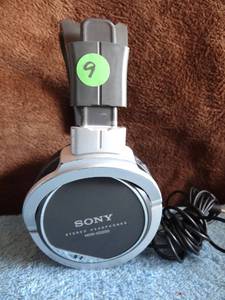 lot 9 image: SONY MDR XD200 Studio Monitor Stereo Headphones with Mode Switch - TESTED, GREAT SOUND