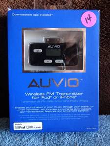 lot 14 image: Auvio Wireless FM Transmitter Radio Audio Car Adapter