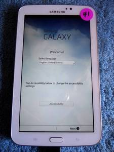 lot 41 image: Samsung Galaxy Tab 3 SM-T210R 8GB 1GB RAM Wi-Fi 7in Touchscreen Android Tablet - TESTEDWORKING