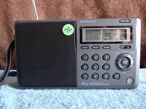 lot 72 image: Optimus 12-808 AM FM SW TV WX RADIO PLL Synthesized Receiver w Power Adapter - Sounds Great