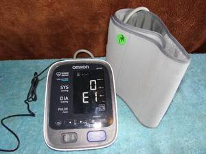 lot 114 image: OMRON Automatic Digital Arm Blood Pressure Monitor Heart Rate Machine Meter BP Cuff