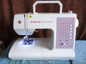 lot 142 image: $$$ Singer Confidence 7463 Easy Stitch Selection Computerised Sewing Machine $$$