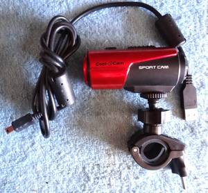 lot 162 image: Cool-iCam S3000 Sport Cam Waterproof Action Camera with Bike Mount