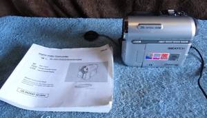 lot 172 image: Vintage Samsung SC-D353 Mini DV Camcorder Video Camera - TESTEDWORKING
