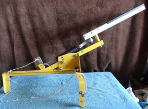 lot 186 image: SELF RELEASE CLAY SKEET SHOOTER
