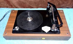 lot 193 image: Vintage PANASONIC RD-7673 Automatic Tunrtable 4 Speed Record Player - TESTED ALL FEATURES OPERABLE
