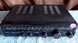 lot 200 image: Realistic OPTIMUS STA-20 AMFM Stereo Receiver 31-1979 Mini-Amplifier - POWERS ON