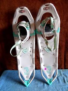 lot 248 image: WOMENS ATLAS ELECTRA TRAIL 27 SNOW SHOES - EX CONDITION