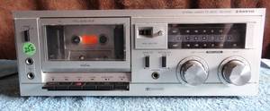 lot 252 image: VINTAGE Sanyo RD-5008 Vintage Cassette Deck
