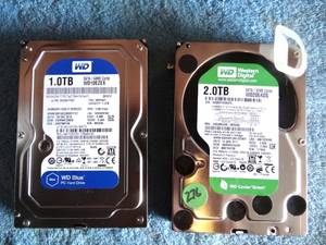 lot 276 image: WESTERN DIGITAL HARD DRIVES - 1 X 1.0 TB & 1 X 2.0 TB (X2)